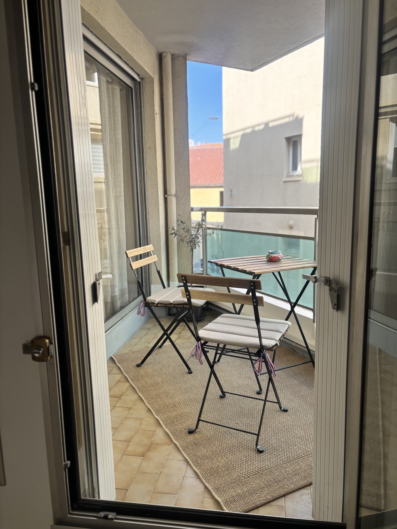 Balcon avec vue à L’Écrin Sétois