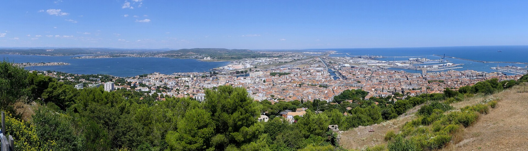 Vue panoramique de Sète depuis le mont Saint-Clair